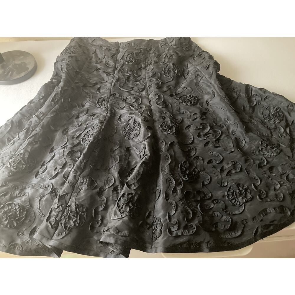 Laura Women's Black Skirt Applique Flowers Evening Dress Wear Size 8